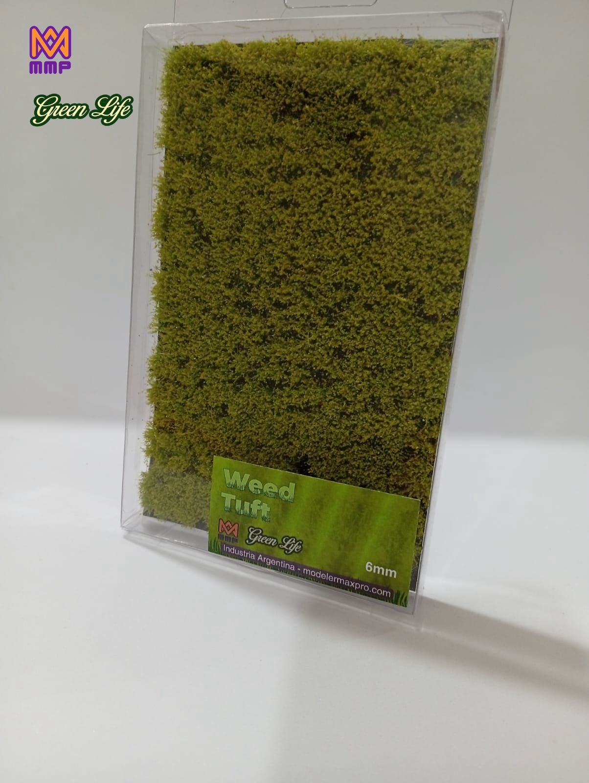 WEED TUFT GREEN MOSS 1